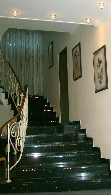 City Hotel By Celina هاغين المظهر الخارجي الصورة